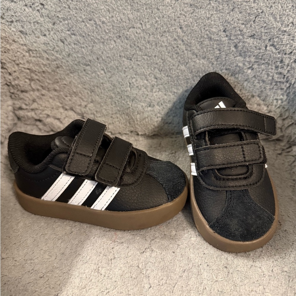 Adidas Kids Black and White Sneakers with Tan Sole